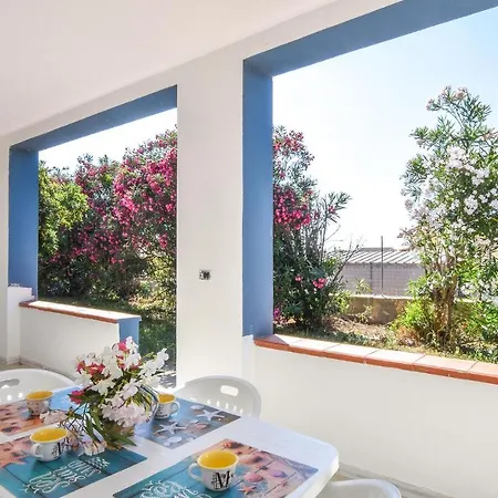 3 Bedroom Lovely In Apartment Sorso