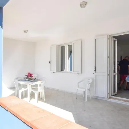 3 Bedroom Amazing Apartment In Sorso