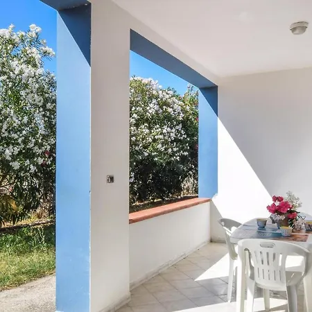 3 Bedroom Amazing Apartment In Sorso *
